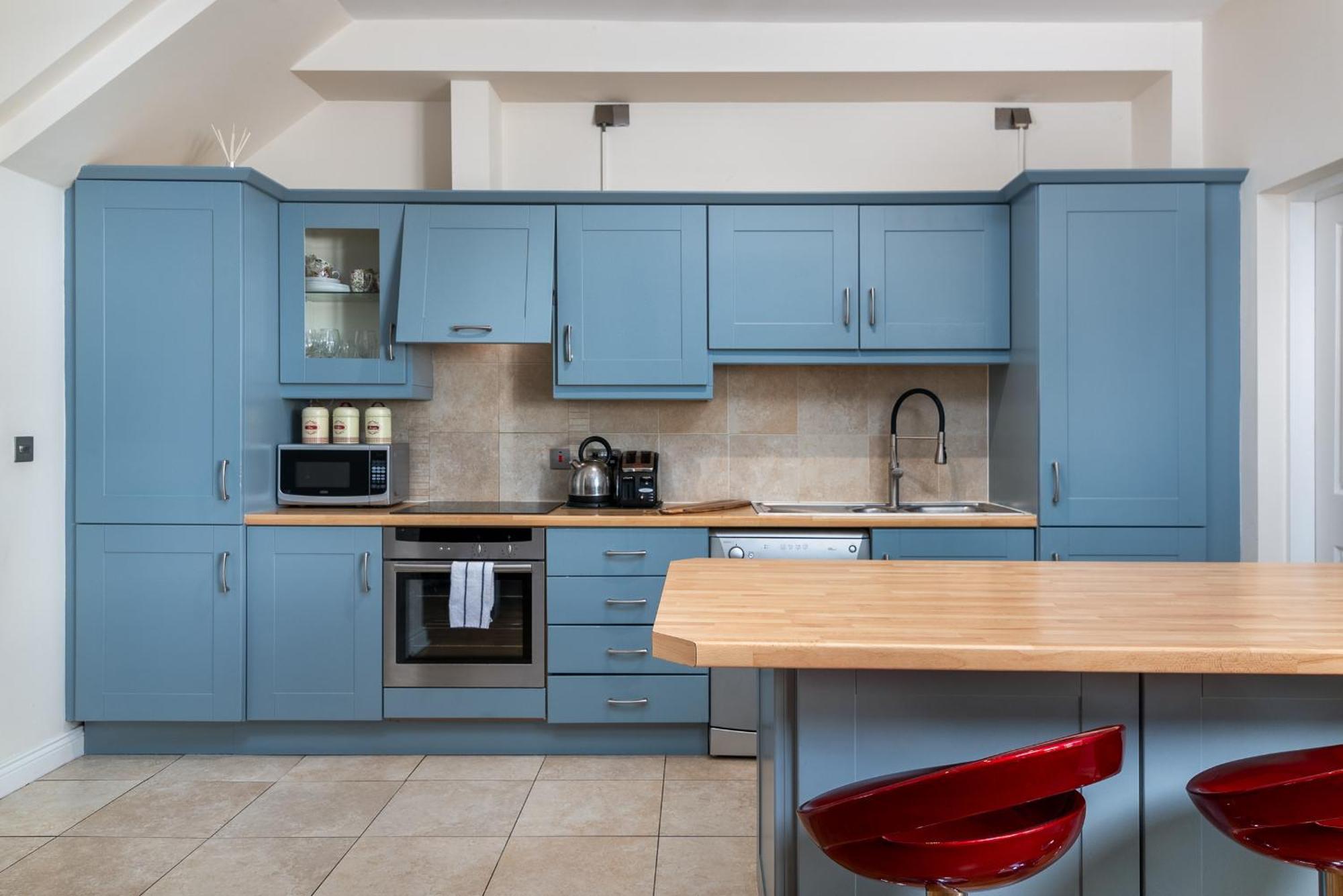 Shannonside - Stylish 5 Bed Marina Home & 40Ft Mooring Termonbarry Exterior photo
