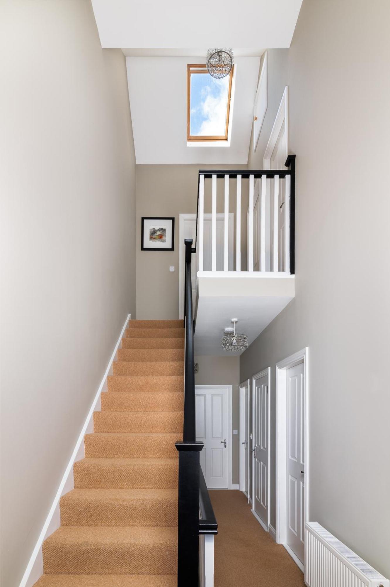 Shannonside - Stylish 5 Bed Marina Home & 40Ft Mooring Termonbarry Exterior photo